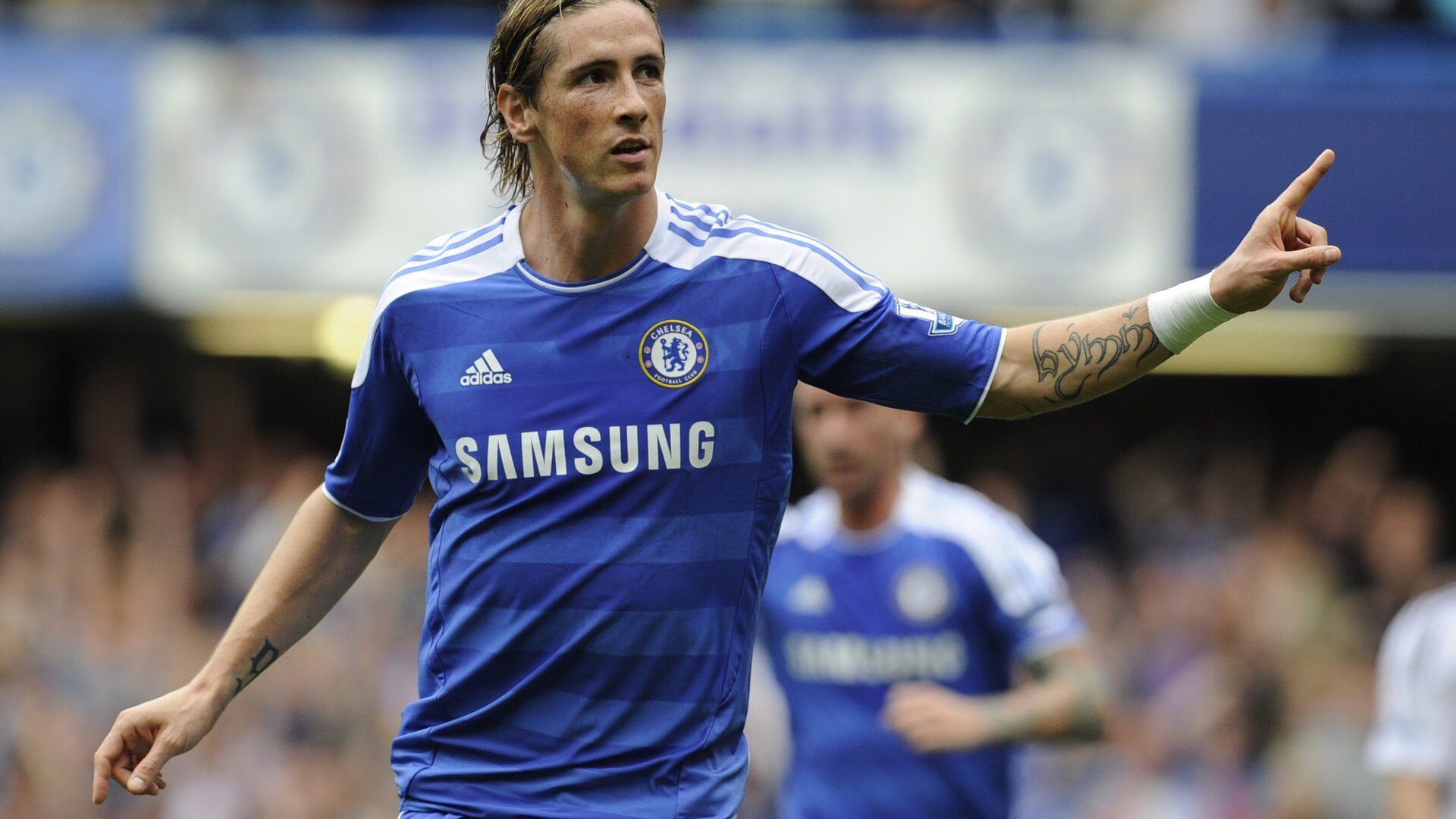 德甲创新战术层出不穷，精彩场面层见叠出，德甲模式